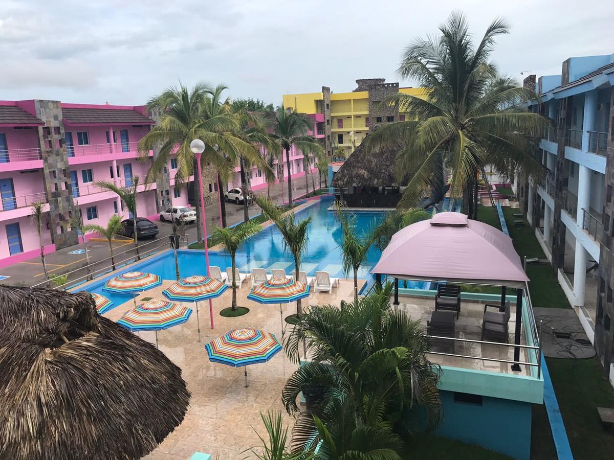 נובו ואלארטה Miami Inn מראה חיצוני תמונה