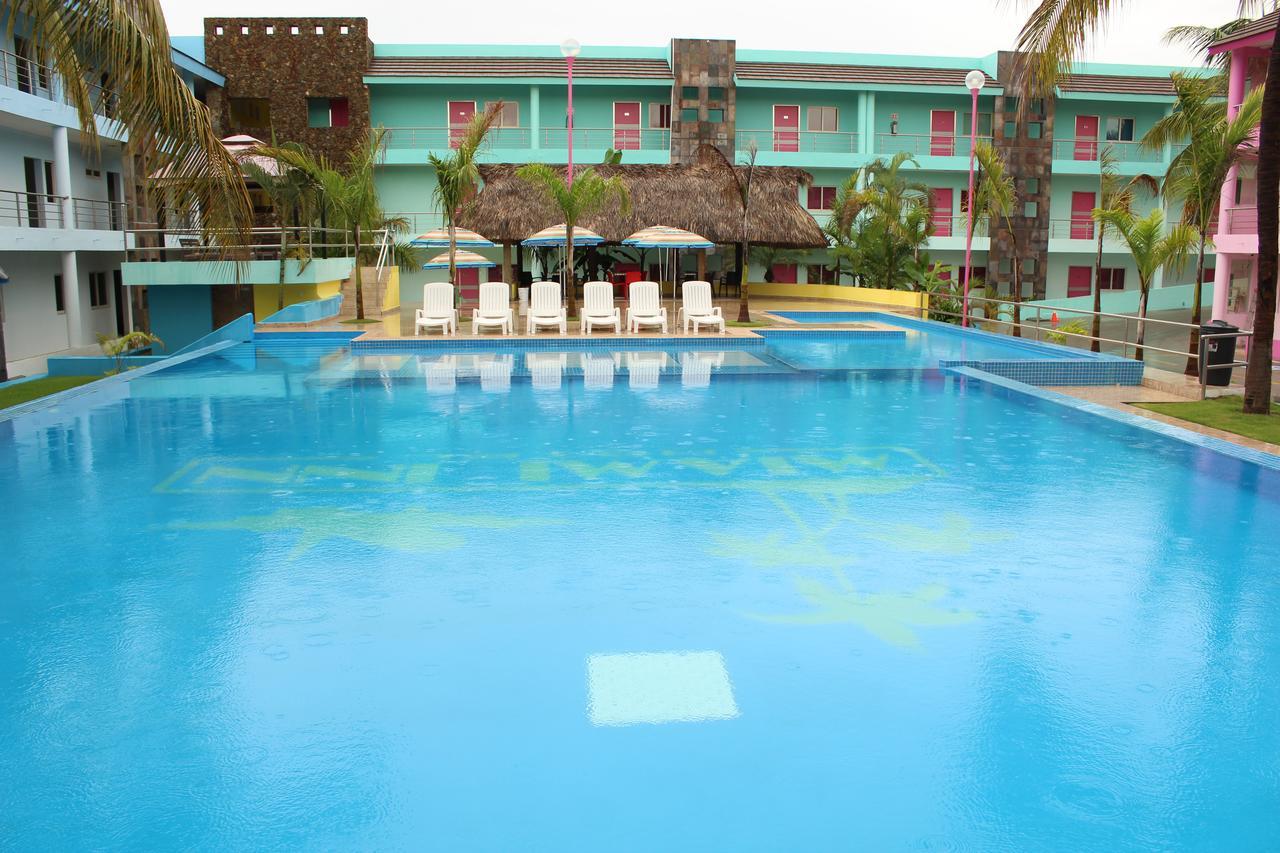 נובו ואלארטה Miami Inn מראה חיצוני תמונה