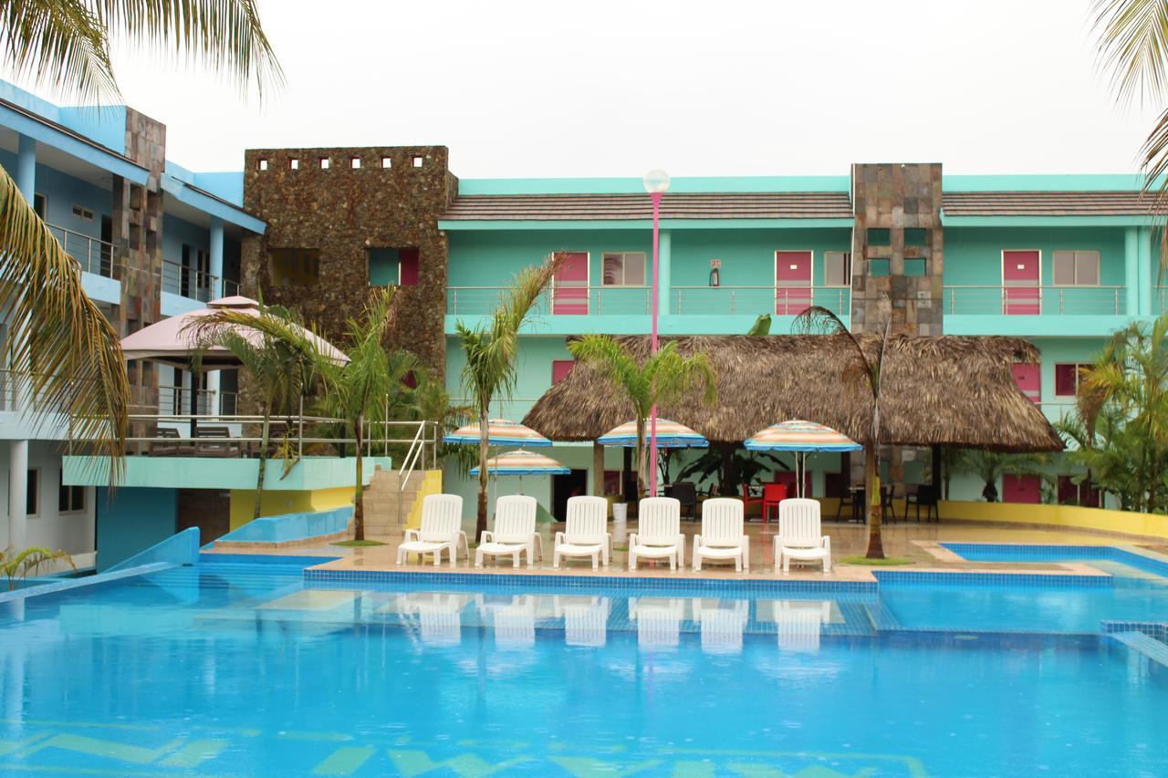 נובו ואלארטה Miami Inn מראה חיצוני תמונה