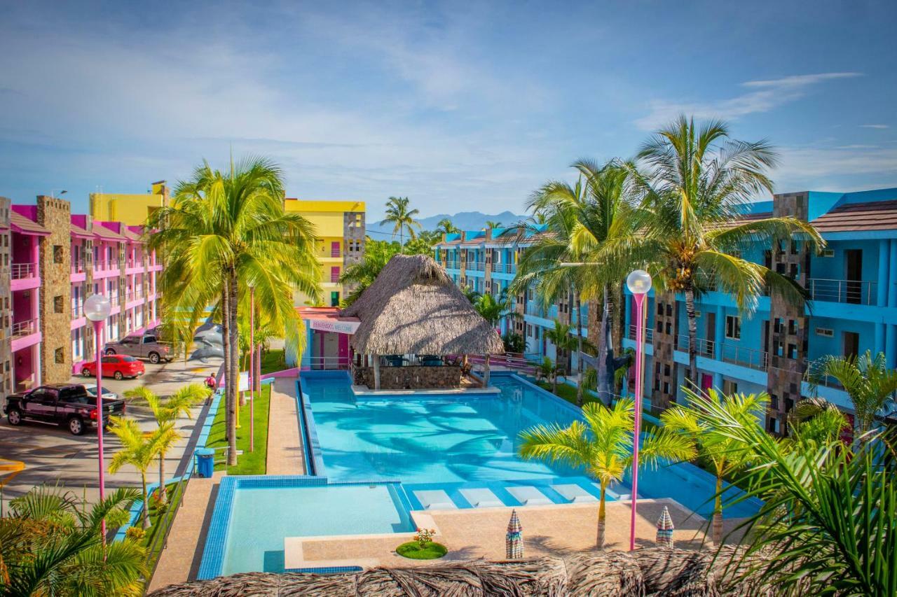 נובו ואלארטה Miami Inn מראה חיצוני תמונה