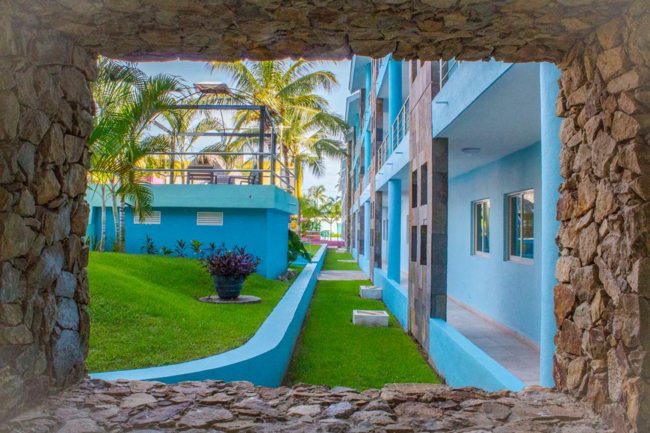 נובו ואלארטה Miami Inn מראה חיצוני תמונה