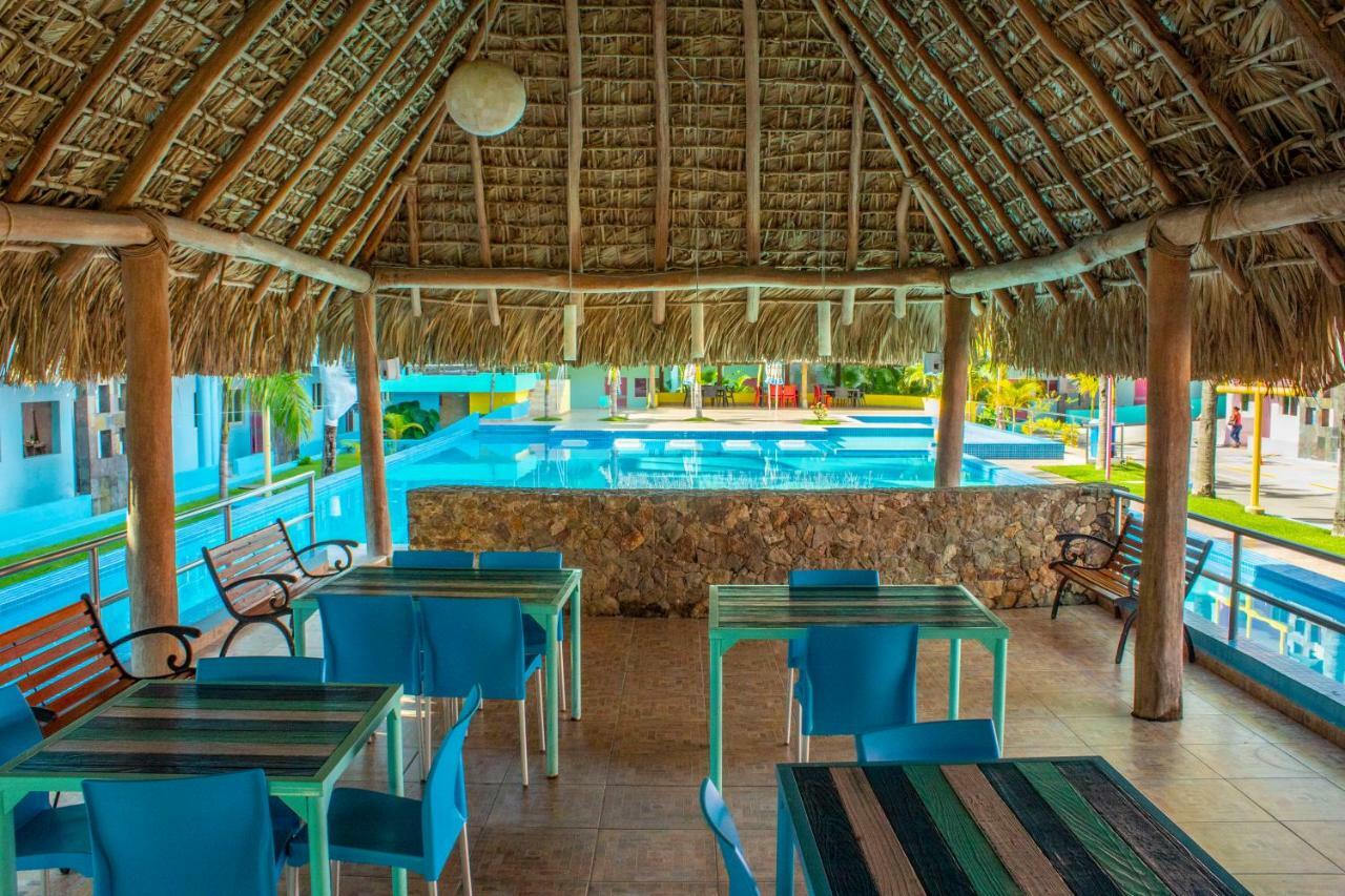 נובו ואלארטה Miami Inn מראה חיצוני תמונה